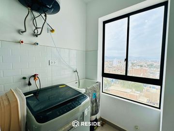 Departamento en piso 12 con cochera y depósito en Av. Los Colibríes Urb.San Judas Tadeo, Trujillo