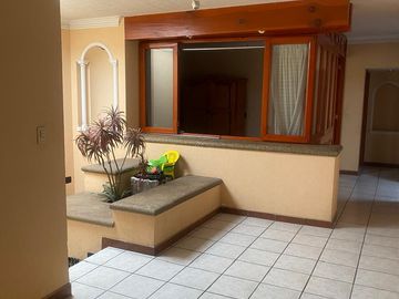 VENDO CASA EN PARQUE MANZANARES