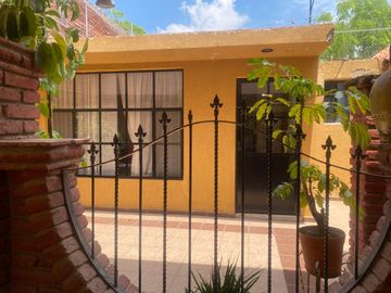 VENDO CASA EN PARQUE MANZANARES