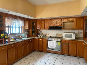 VENDO CASA EN PARQUE MANZANARES