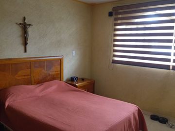 VENDO CASA EN COLINAS DE SANTA JULIA