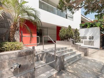 Departamento de Lujo en venta-Zona Exclusiva Miraflores