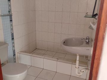 Venta De Hermosa Casa Con Piscina En Chorrillos - Cedros De Villa 3 - Frente A Parque Fovipol - Precio Negociable!