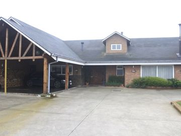 Casa de alta gama en condominio cerrado