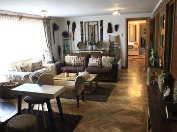 Casa de alta gama en condominio cerrado