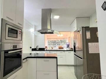 Venta Hermoso Departamento, Urb. Valle Hermoso, Surco