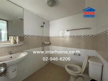 2-storey twin house, 39.9 sq.w., Supalai Ville Village, Ring Road - Lam Luk Ka, Khlong 3, near Triam Bundit School, Chalermmark Phicharn Road, Lam Luk