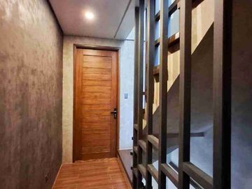 Modern & Elegant 3-Storey Duplex / Townhouse Units FOR SALE