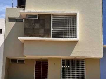 Casa en Venta en Terralta 3 recámaras Libre de Gravamen