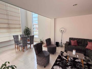 Se vende casa en Armenia vía La Tebaida