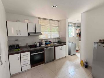 Se vende casa en Armenia vía La Tebaida