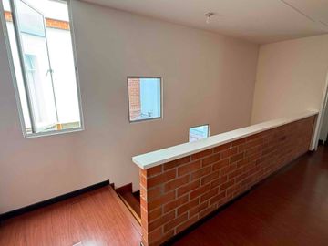 Se vende casa en Armenia vía La Tebaida