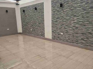 Venta casa 3 dormitorios urbanización Cataluña via Samborondón Salitre