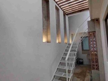 VENTA UN SOLO PISO FRACC. PRIVADO
