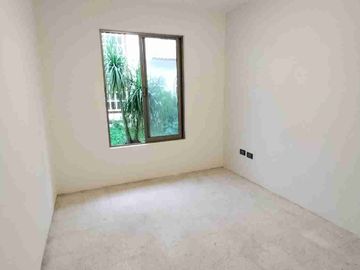 VENTA UN SOLO PISO FRACC. PRIVADO