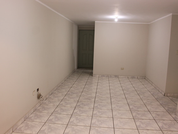 VENTA DE DEPARTAMENTO CON COCHERA EN LOS OLIVOS