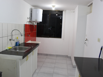 VENTA DE DEPARTAMENTO CON COCHERA EN LOS OLIVOS