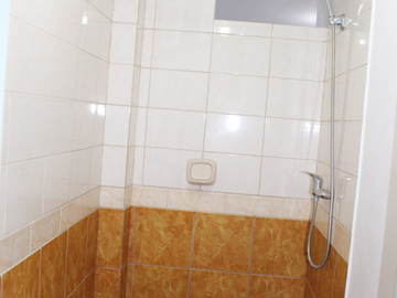VENTA DE DEPARTAMENTO CON COCHERA EN LOS OLIVOS