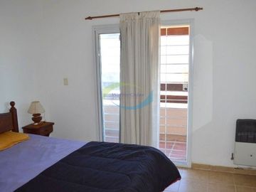 Excelente Triplex de 4 ambientes frente al mar