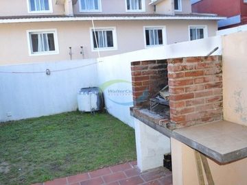 Excelente Triplex de 4 ambientes frente al mar