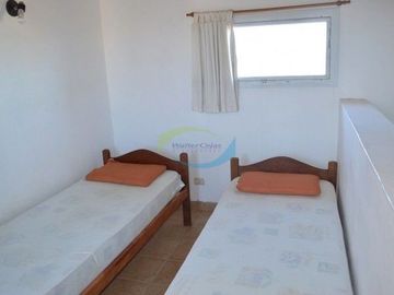 Excelente Triplex de 4 ambientes frente al mar