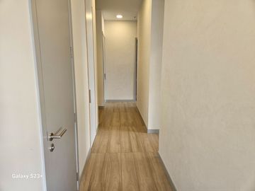 DEPARTAMENTO EXPECTACULAR, QUITO/ECUADOR ,EDF. QORNER (Centro de la ciudad , seguridad 24/7,cerca parques,colegios, centros comerciales......)