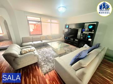 VENDO CASA / 06 DORMITORIOS / LA MOLINA/ TERRAZA Y JARDÍN