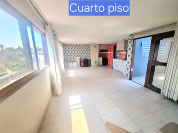 VENDO CASA / 06 DORMITORIOS / LA MOLINA/ TERRAZA Y JARDÍN