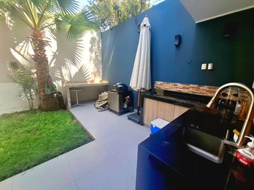 VENDO CASA / 06 DORMITORIOS / LA MOLINA/ TERRAZA Y JARDÍN