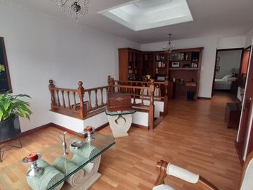 VENTA CASA CALARCA QUINDIO CERCA A LA PLAZA BOLIVAR