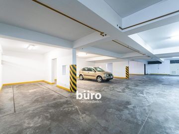 IMPRESIONANTE MANSIÓN DE LUJO EN ZONA PREMIUM SAN ISIDRO A 2 CUADRAS DE DASSO