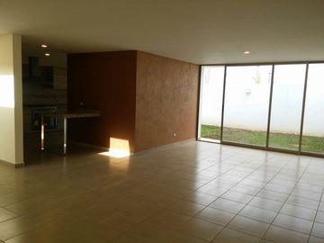 Casa en Venta en Parque Coahuila, Lomas de Angelopolis