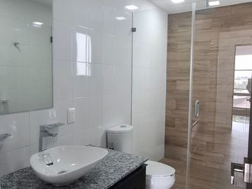 Casa en Lomas del Mármol
