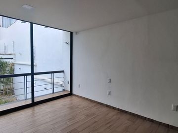Casa en Lomas del Mármol