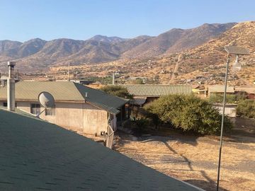 Parcela 5000 m2 con Casa de 221 m2 + Cabaña de 126 m2, entrada Fundo La Estrella, Llay Llay