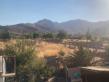 Parcela 5000 m2 con Casa de 221 m2 + Cabaña de 126 m2, entrada Fundo La Estrella, Llay Llay