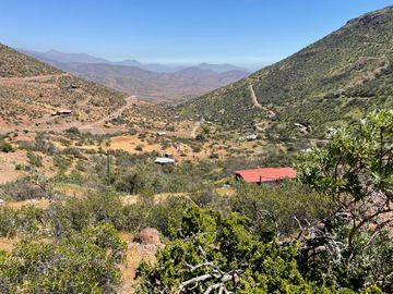 Cabaña Refugio para vivir tranquilo, ideal para ermitaños, parcela en cerro, precio oferta