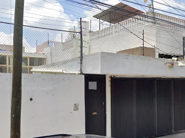 “Oportunidad Única: Casa en Lindavista — Espacios para Toda la Familia”
