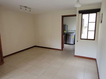 Precioso Departamento en Venta en el Condominio Portón II de Mutualista Azuay. 📍 Sector Ochoa León.