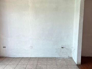 Casa En Venta En Clotario Blest, Cerca De Av Departamental