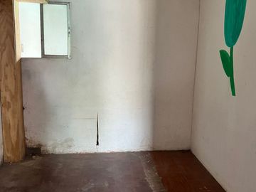 Casa En Venta En Clotario Blest, Cerca De Av Departamental