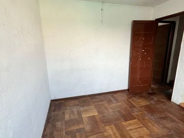 Casa En Venta En Clotario Blest, Cerca De Av Departamental