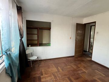 Casa En Venta En Clotario Blest, Cerca De Av Departamental