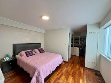 ✨Venta De Exclusivo Duplex En El Corazón De Miraflores – 189 M²✨