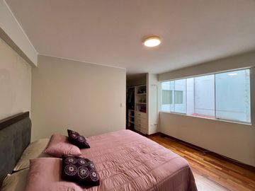✨Venta De Exclusivo Duplex En El Corazón De Miraflores – 189 M²✨