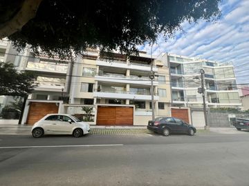 ✨Venta De Exclusivo Duplex En El Corazón De Miraflores – 189 M²✨
