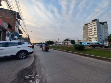¡Atención Inversionista! Se Vende Casa En Avenida Pastor Sevilla