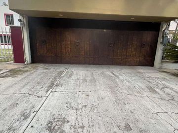 CASA EN VENTA EN MORATILLA CERCA GALERIAS SERDAN