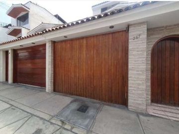 VENTA CASA EN SURCO CERCA DE PARQUE