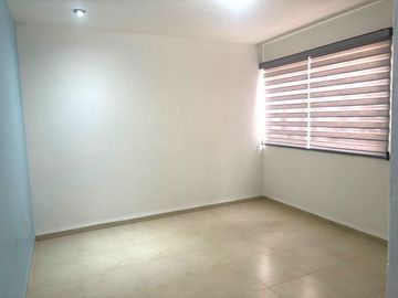 Departamento en Venta en Villa de Pozos en privada con 3 recamaras.